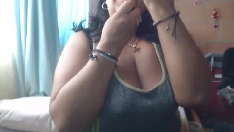 Snapshot of meganny_2023 chatting on 09.22.25 Danny online show from 09.22.25