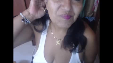 Snapshot of meganny_2023 chatting on 10.22.25 Danny online show from 10.22.25