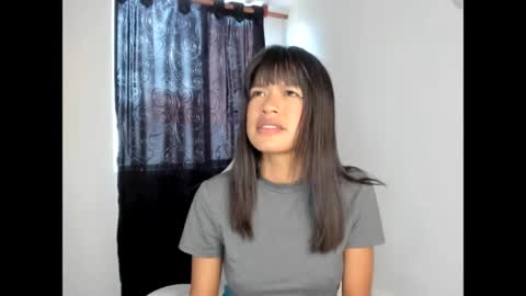 Snapshot of meganthompsonn chatting on 05.26.26 Megan online show from 05.26.26