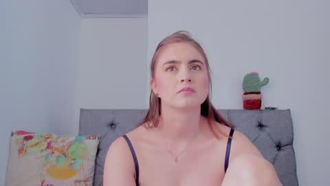 Snapshot of meganysammy chatting on 06.07.26 megansammy online show from 06.07.26