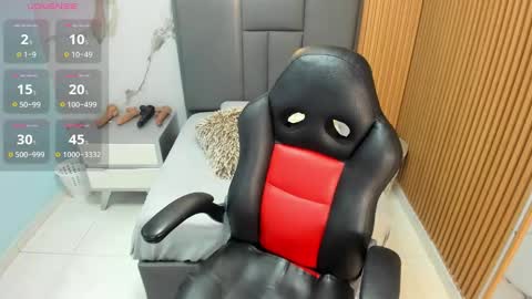 M E G A N  online show from 01.31.26