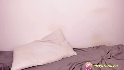 Snapshot of megaraowen_ chatting on 06.05.26 M E G A R A online show from 06.05.26