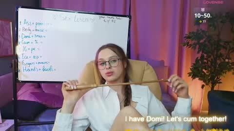 Snapshot of megg_ryan chatting on 04.29.26 megg_ryan online show from 04.29.26