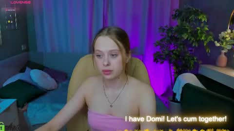 Snapshot of megg_ryan chatting on 06.28.26 megg_ryan online show from 06.28.26