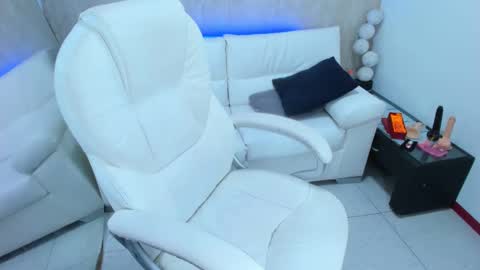 meggan online show from 01.17.25