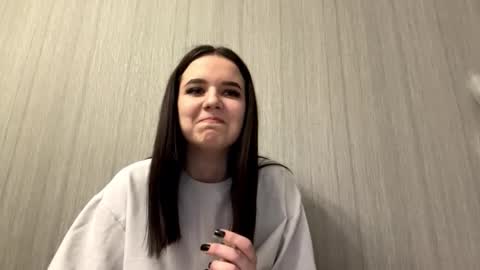 Mia online show from 02.17.26