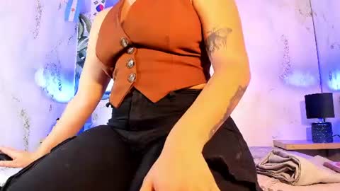 Snapshot of meggy_mae chatting on 06.22.26 MEGGY MAE online show from 06.22.26