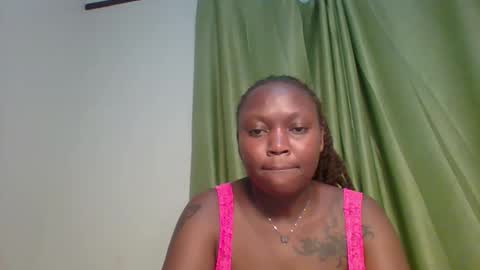 Snapshot of meghan_spice chatting on 09.12.25 meghan_spice online show from 09.12.25