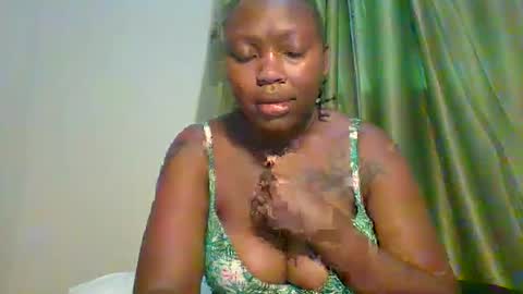 Snapshot of meghan_spice chatting on 10.11.25 meghan_spice online show from 10.11.25