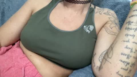 Snapshot of meghannnwesttt chatting on 07.16.26 MeghannWest online show from 07.16.26