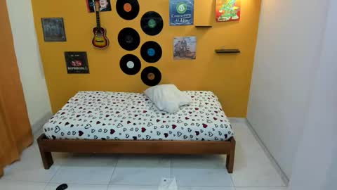 MEIS online show from 03.01.26