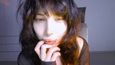 Snapshot of meitenshi chatting on 04.07.26 mori3 online show from 04.07.26