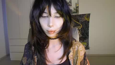 Snapshot of meitenshi chatting on 04.18.26 mori3 online show from 04.18.26