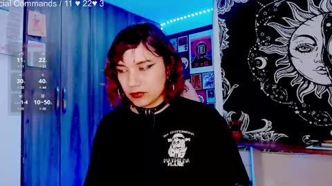 Melissa  -  -  Please help me to reach 100 thumbs up online show from 12.22.24