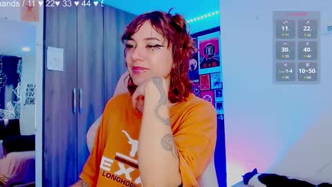 Melissa  -  -  Please help me to reach 100 thumbs up online show from 01.21.25