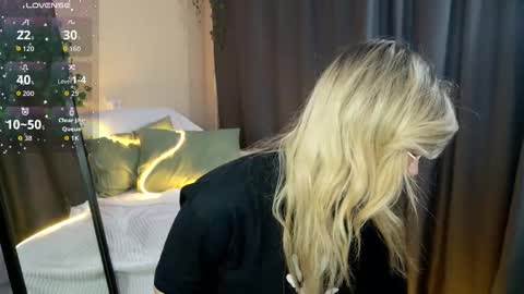 Mel online show from 03.24.26