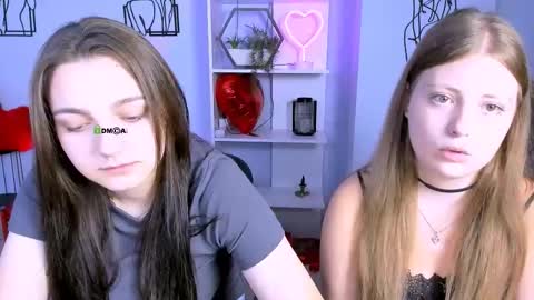 Snapshot of melani_bumm chatting on 09.15.25 melani_bumm online show from 09.15.25