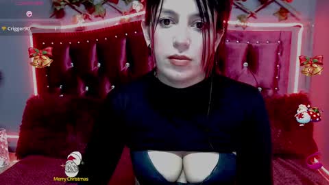Snapshot of melani_cute01 chatting on 12.21.24 melani_cute01 online show from 12.21.24
