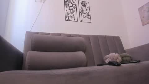 melani greyy online show from 12.13.25