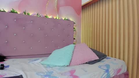 melanie__evans online show from 04.24.26