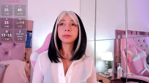 Snapshot of melanie__hills chatting on 01.18.26 Melanie online show from 01.18.26