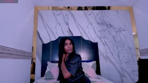 Snapshot of melanie_st4r chatting on 12.05.25 MELANIE online show from 12.05.25