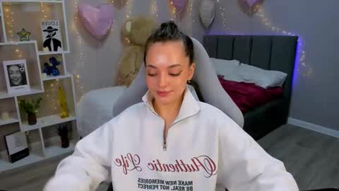 MelanieAlves online show from 03.04.26