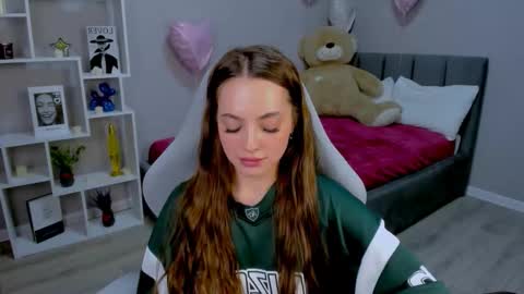 MelanieAlves online show from 03.17.26