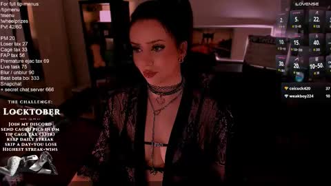 Melanie  online show from 10.05.25