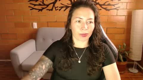 Melanny online show from 02.22.25