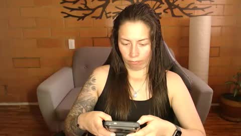 Melanny online show from 11.19.25