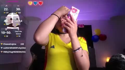 Snapshot of melanny_petite chatting on 07.03.26 melanny_petite online show from 07.03.26