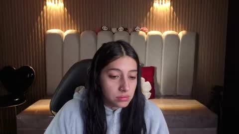 Snapshot of melanny_petite chatting on 07.19.26 melanny_petite online show from 07.19.26