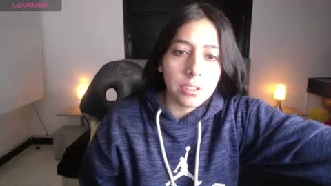 Snapshot of melanny_petite chatting on 07.22.26 melanny_petite online show from 07.22.26