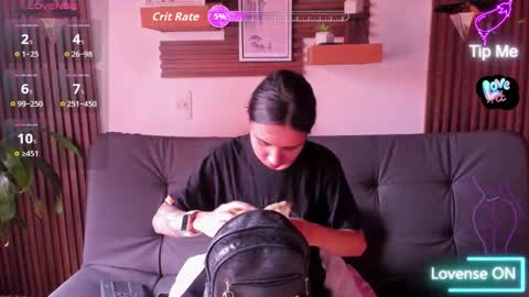 Snapshot of melany_27 chatting on 11.24.25 Melany online show from 11.24.25