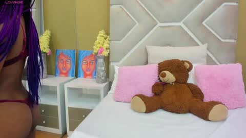 Melanie online show from 03.04.25