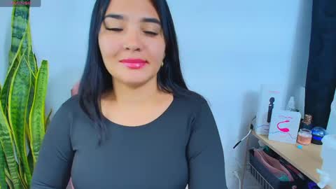 Snapshot of meli__brown chatting on 05.18.26 Independent model online show from 05.18.26