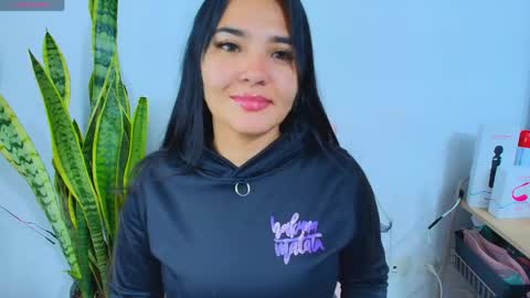 Snapshot of meli__brown chatting on 05.19.26 Independent model online show from 05.19.26