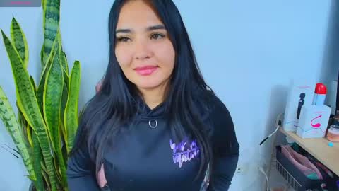 Snapshot of meli__brown chatting on 05.19.26 Independent model online show from 05.19.26