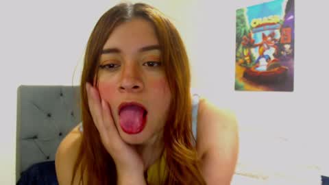 Snapshot of meliinna_xxx chatting on 12.30.24 meliinna_xxx online show from 12.30.24