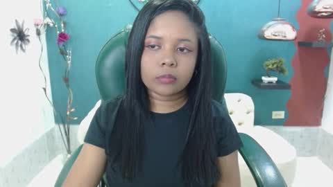 Snapshot of melika_sweet chatting on 12.31.24 eli online show from 12.31.24
