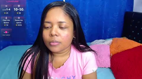 Snapshot of melika_sweet chatting on 10.18.25 eli online show from 10.18.25