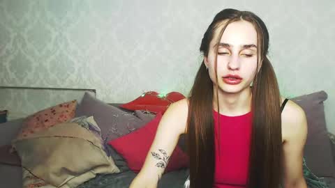 melisareu online show from 12.15.24