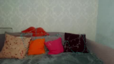 melisareu online show from 12.30.24