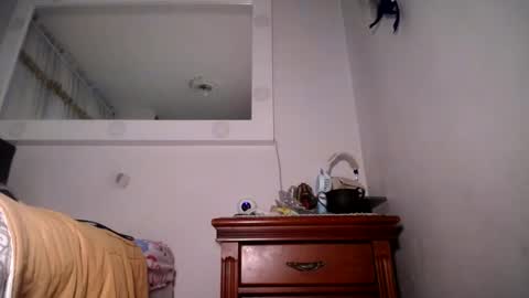 Snapshot of melishanton chatting on 06.27.26 melishanton online show from 06.27.26