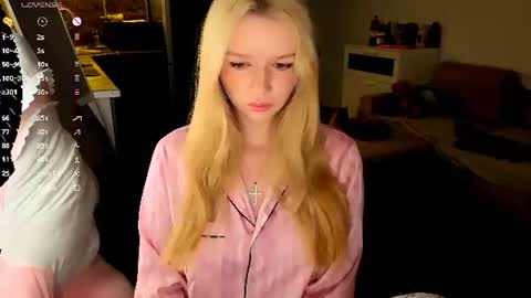 Snapshot of meliss_ss chatting on 07.14.26 Mel or Lissa 3 Welcome here online show from 07.14.26
