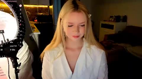 Snapshot of meliss_ss chatting on 07.15.26 Mel or Lissa 3 Welcome here online show from 07.15.26