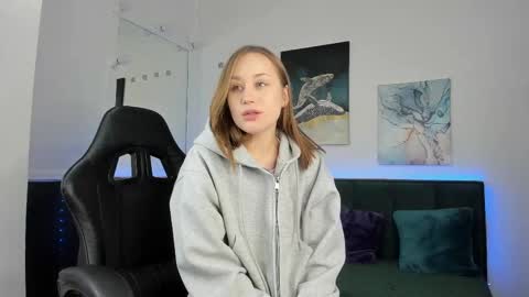 Hi I am Melissa online show from 02.03.26