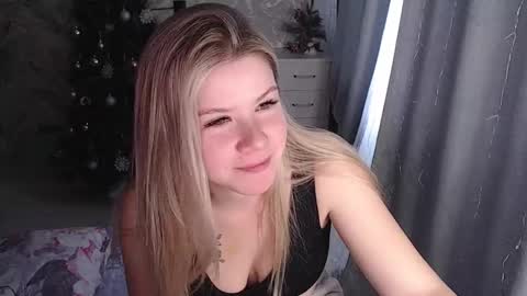 Melissa  Ray online show from 12.22.25