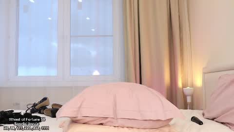 Hi Im Melissa  Check my Bio On vacation from November 26 to December 10   online show from 07.30.26